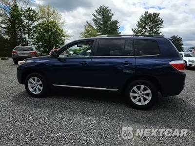 2013 Toyota Highlander Plus - zdjęcie 3 z 30 - miniatura