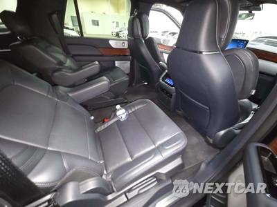 2024 Lincoln Navigator L Reserve - zdjęcie 17 z 25 - miniatura