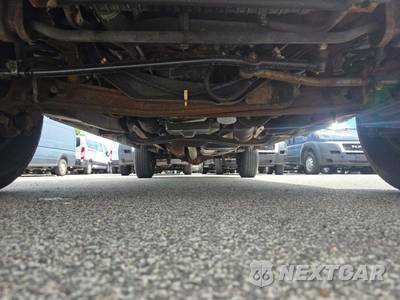 2013 Ford Super Duty E-350 Commercial Cargo Van 138.0" WB - zdjęcie 17 z 20 - miniatura