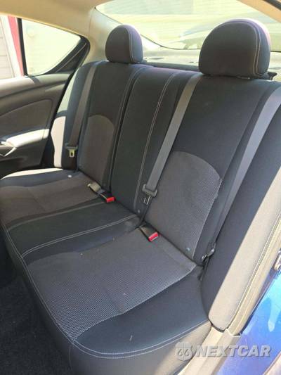 2014 Nissan Versa SV - zdjęcie 13 z 37 - miniatura