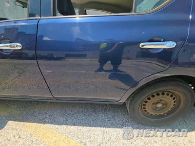 2014 Nissan Versa SV - zdjęcie 26 z 37 - miniatura
