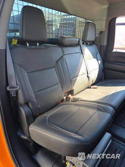 2021 Chevrolet Silverado 3500HD Cab Chassis WT Crew Cab 1WT DRW - zdjęcie 15 z 20 - miniatura