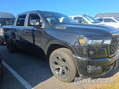 2025 Ram 1500 Big Horn Crew Cab Short Bed - zdjęcie 4 z 21 - miniatura