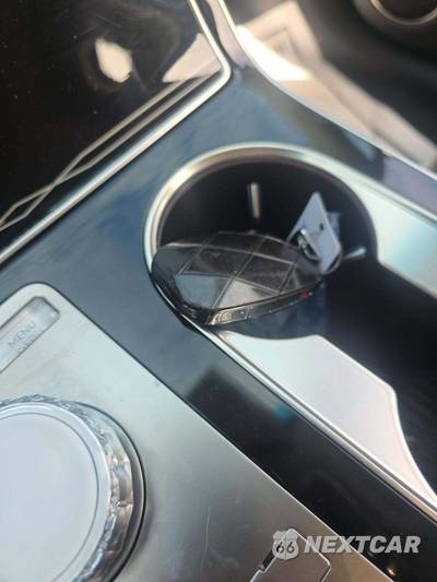 2025 Genesis GV80 2.5T Standard - zdjęcie 8 z 22 - miniatura
