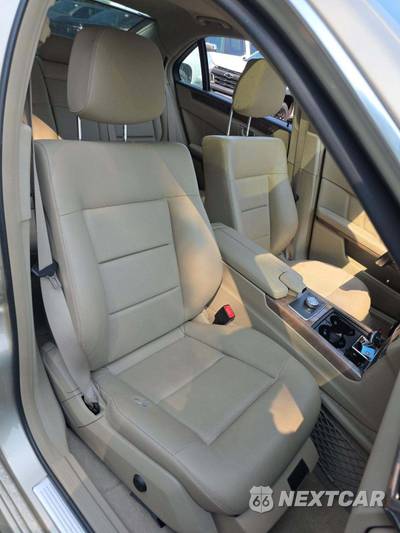 2013 Mercedes-Benz E 350 4MATIC Sedan - zdjęcie 18 z 28 - miniatura