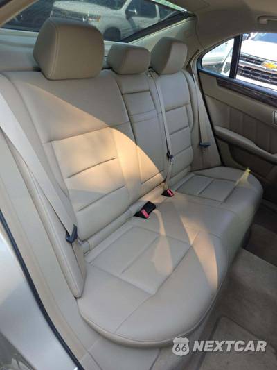 2013 Mercedes-Benz E 350 4MATIC Sedan - zdjęcie 16 z 28 - miniatura