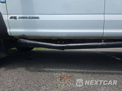 2017 Ford Super Duty F-550 Cab Chassis XL Extended Cab w/Rear Doors DRW - zdjęcie 23 z 23 - miniatura