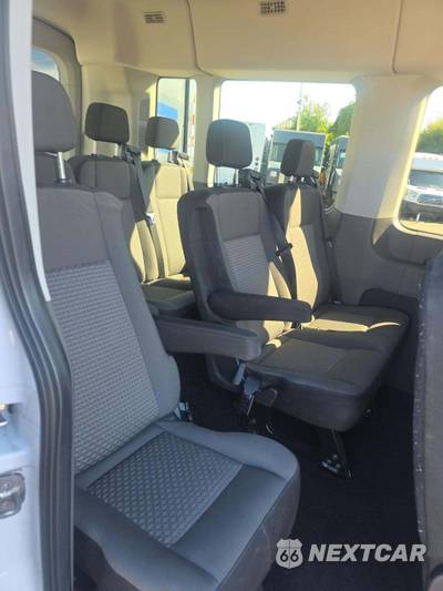 2025 Ford Transit Passenger Van XLT Medium Roof 148.0" WB - zdjęcie 13 z 20 - miniatura