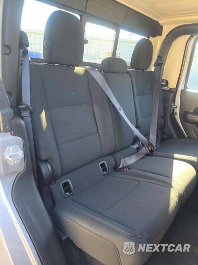 2020 Jeep Gladiator S Edition Crew Cab Medium Bed - zdjęcie 16 z 23 - miniatura