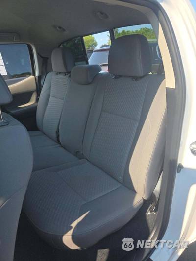 2022 Toyota Tacoma SR Crew Cab Medium Bed - zdjęcie 13 z 21 - miniatura