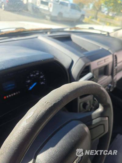 2017 Ford Super Duty F-550 Cab Chassis XL Extended Cab w/Rear Doors DRW - zdjęcie 20 z 23 - miniatura