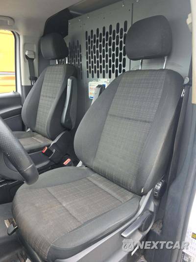 2020 Mercedes-Benz Metris Cargo Van 126.0" WB - zdjęcie 6 z 25 - miniatura