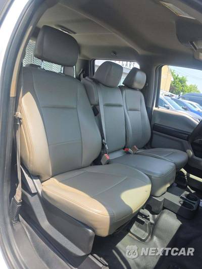 2018 Ford Super Duty F-450 Cab Chassis XL Crew Cab DRW - zdjęcie 17 z 20 - miniatura