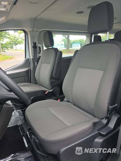 2024 Ford Transit Passenger Wagon XLT Low Roof 148.0" WB - zdjęcie 6 z 22 - miniatura