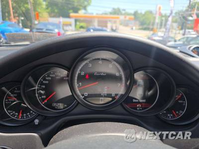 2013 Porsche Panamera Turbo - zdjęcie 9 z 26 - miniatura