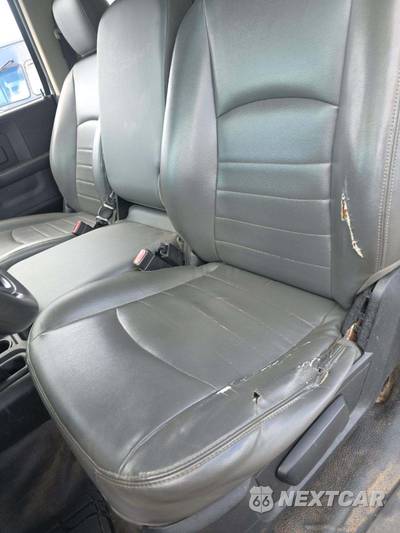 2015 Ram 5500 Cab Chassis Tradesman Regular Cab DRW - zdjęcie 18 z 25 - miniatura