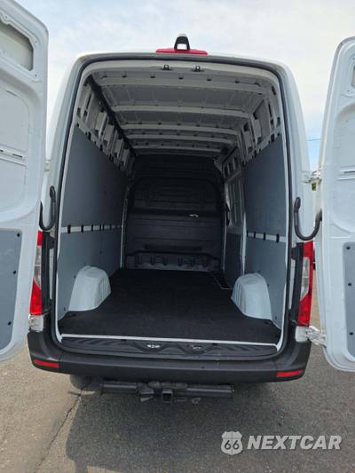 2019 Mercedes-Benz Sprinter 2500 Cargo Van Standard Roof 144.0" WB - zdjęcie 12 z 19 - miniatura