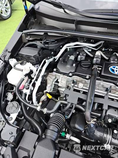 2022 Toyota Corolla Hybrid LE Sedan - zdjęcie 22 z 25 - miniatura