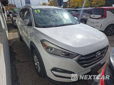 2017 Hyundai Tucson SE - zdjęcie 4 z 24 - miniatura