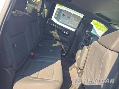 2024 GMC Sierra 1500 Elevation Crew Cab Medium Bed - zdjęcie 16 z 22 - miniatura