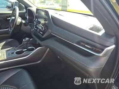 2022 Toyota Highlander XSE - zdjęcie 17 z 22 - miniatura
