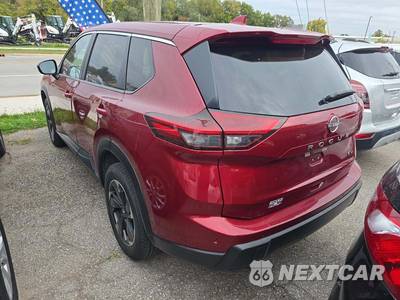 2024 Nissan Rogue SV - zdjęcie 2 z 26 - miniatura
