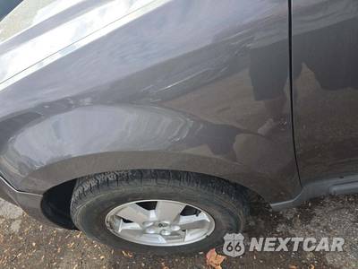 2011 Ford Escape XLS - zdjęcie 23 z 28 - miniatura