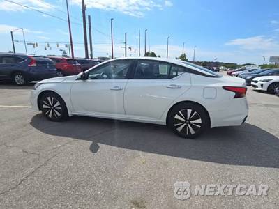 2021 Nissan Altima SV - zdjęcie 3 z 26 - miniatura