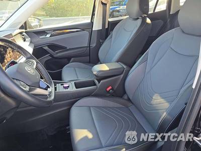 2026 Volkswagen Tiguan SE - zdjęcie 3 z 19 - miniatura