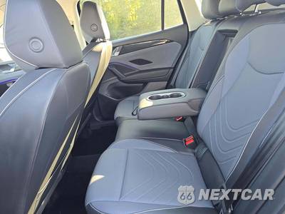 2026 Volkswagen Tiguan SE - zdjęcie 10 z 19 - miniatura