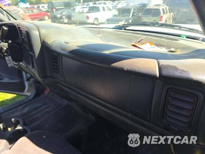 2002 Chevrolet Silverado 2500HD LS Extended Cab Long Bed 1SB w/Rear Doors - zdjęcie 17 z 29 - miniatura