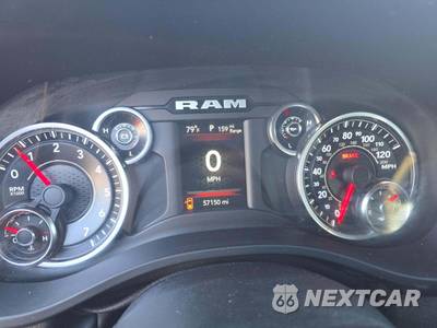 2022 Ram 1500 Big Horn Extended Cab Medium Bed - zdjęcie 8 z 21 - miniatura