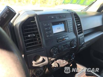 2018 Ford F-150 XL Extended Cab Medium Bed w/Rear Doors - zdjęcie 9 z 23 - miniatura