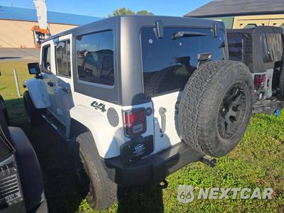 2013 Jeep Wrangler Unlimited Freedom Edition - zdjęcie 2 z 24 - miniatura