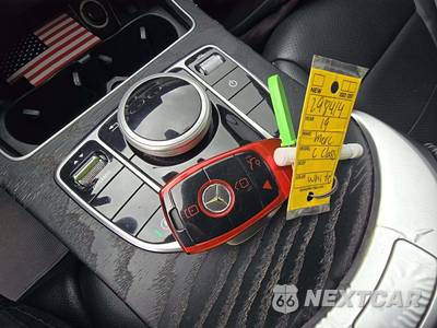 2019 Mercedes-Benz C 300 Sedan - zdjęcie 5 z 17 - miniatura