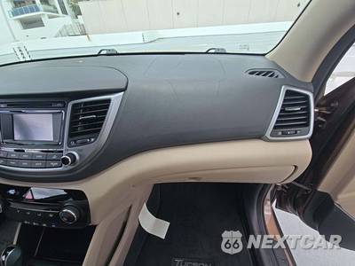 2016 Hyundai Tucson SE w/Beige Interior - zdjęcie 19 z 24 - miniatura