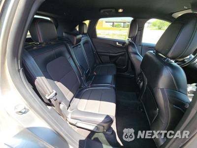 2024 Ford Escape ST-Line - zdjęcie 13 z 23 - miniatura