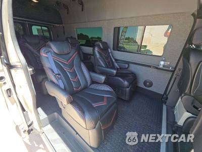 2019 Mercedes-Benz Sprinter 2500 Crew Van High Roof 170.0" WB - zdjęcie 15 z 26 - miniatura