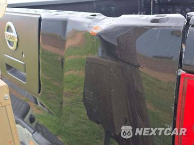 2012 Nissan TITAN S Crew Cab Short Bed - zdjęcie 24 z 31 - miniatura