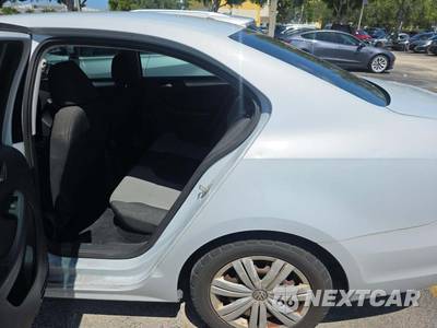 2017 Volkswagen Jetta S - zdjęcie 13 z 24 - miniatura