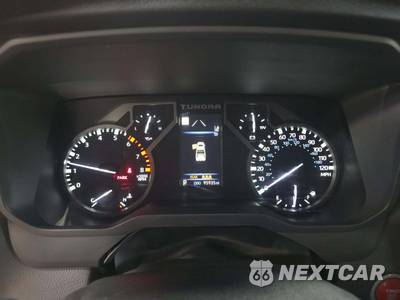 2022 Toyota Tundra Limited Crew Cab Short Bed - zdjęcie 9 z 20 - miniatura