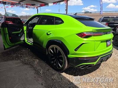 2022 Lamborghini Urus - zdjęcie 2 z 20 - miniatura