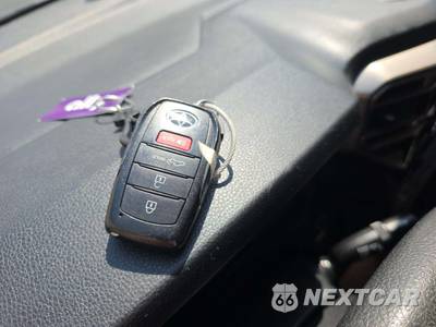2023 Toyota Tundra SR5 Crew Cab Short Bed - zdjęcie 8 z 22 - miniatura