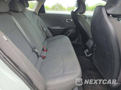 2025 Kia K4 LXS - zdjęcie 16 z 23 - miniatura