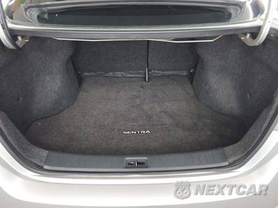 2015 Nissan Sentra SR - zdjęcie 14 z 24 - miniatura