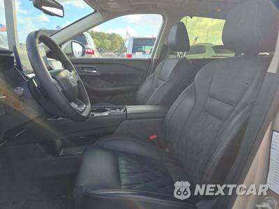 2026 Nissan Rogue Platinum - zdjęcie 6 z 21 - miniatura