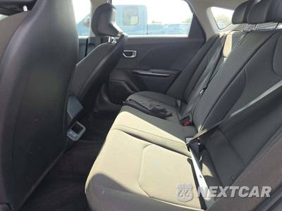 2026 Kia K4 LXS Sedan - zdjęcie 13 z 21 - miniatura