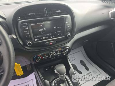 2025 Kia Soul LX - zdjęcie 10 z 24 - miniatura