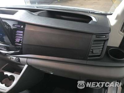 2026 Ford Transit Passenger Van XLT Medium Roof 148.0" WB - zdjęcie 20 z 21 - miniatura