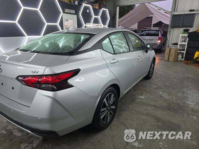 2021 Nissan Versa SV - zdjęcie 3 z 21 - miniatura